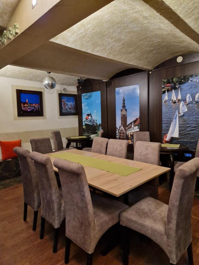 Galeona - Hotel Turystyczny Эльблонг Экстерьер фото